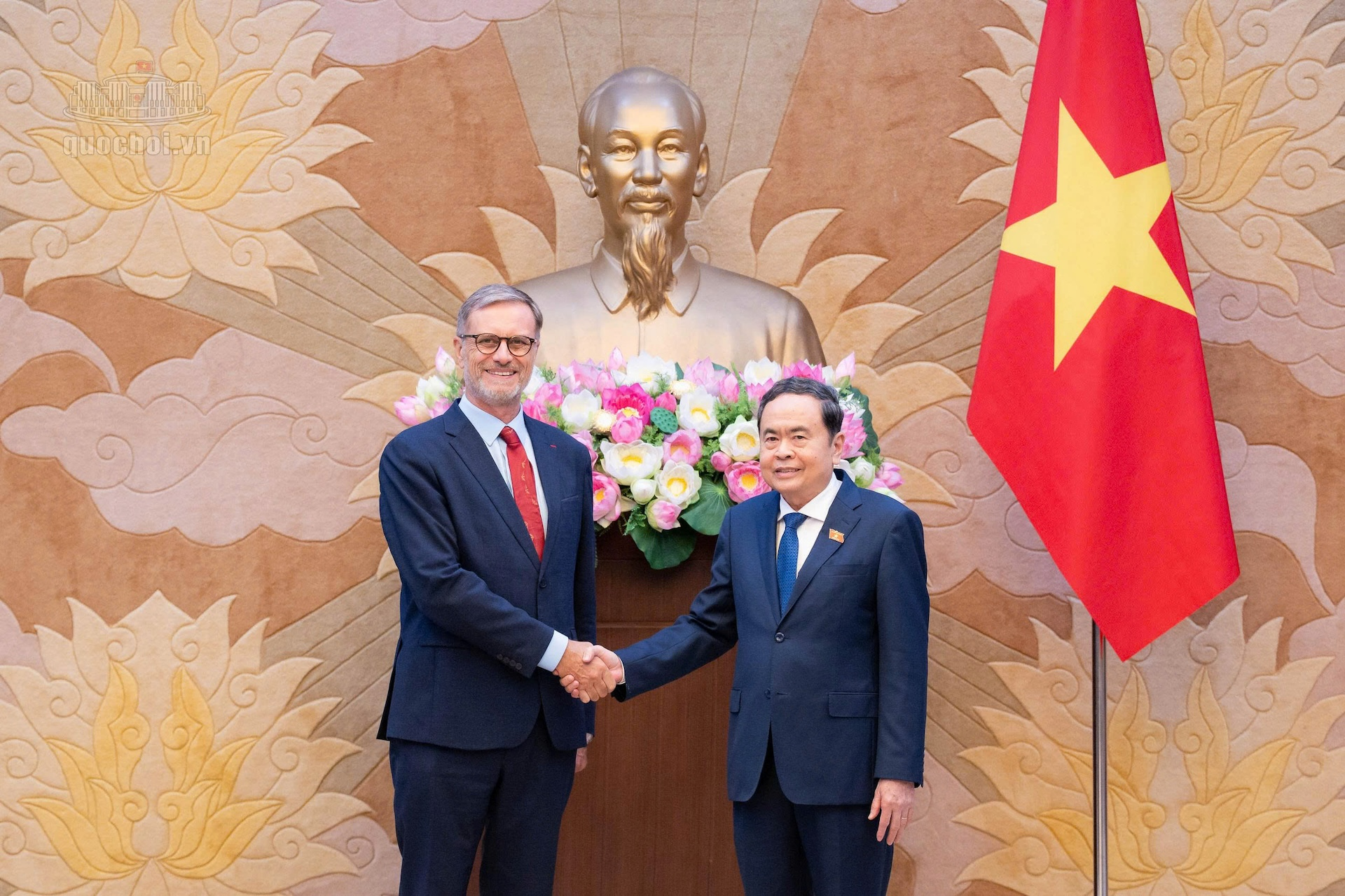Chủ tịch Quốc hội Trần Thanh Mẫn tiếp Đại sứ Pháp tại Việt Nam